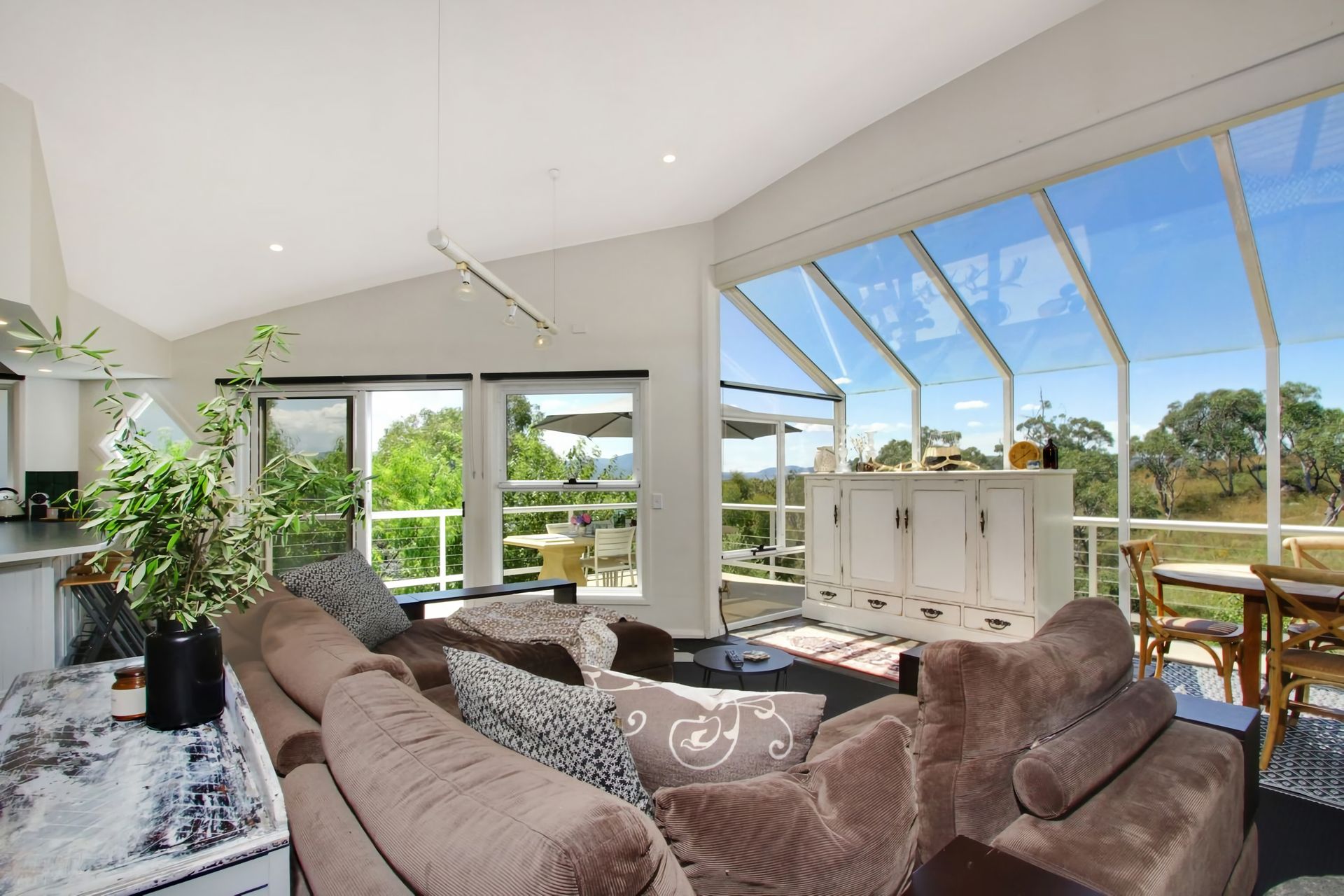 Crowes Nest 1 Henley Holidays Jindabyne